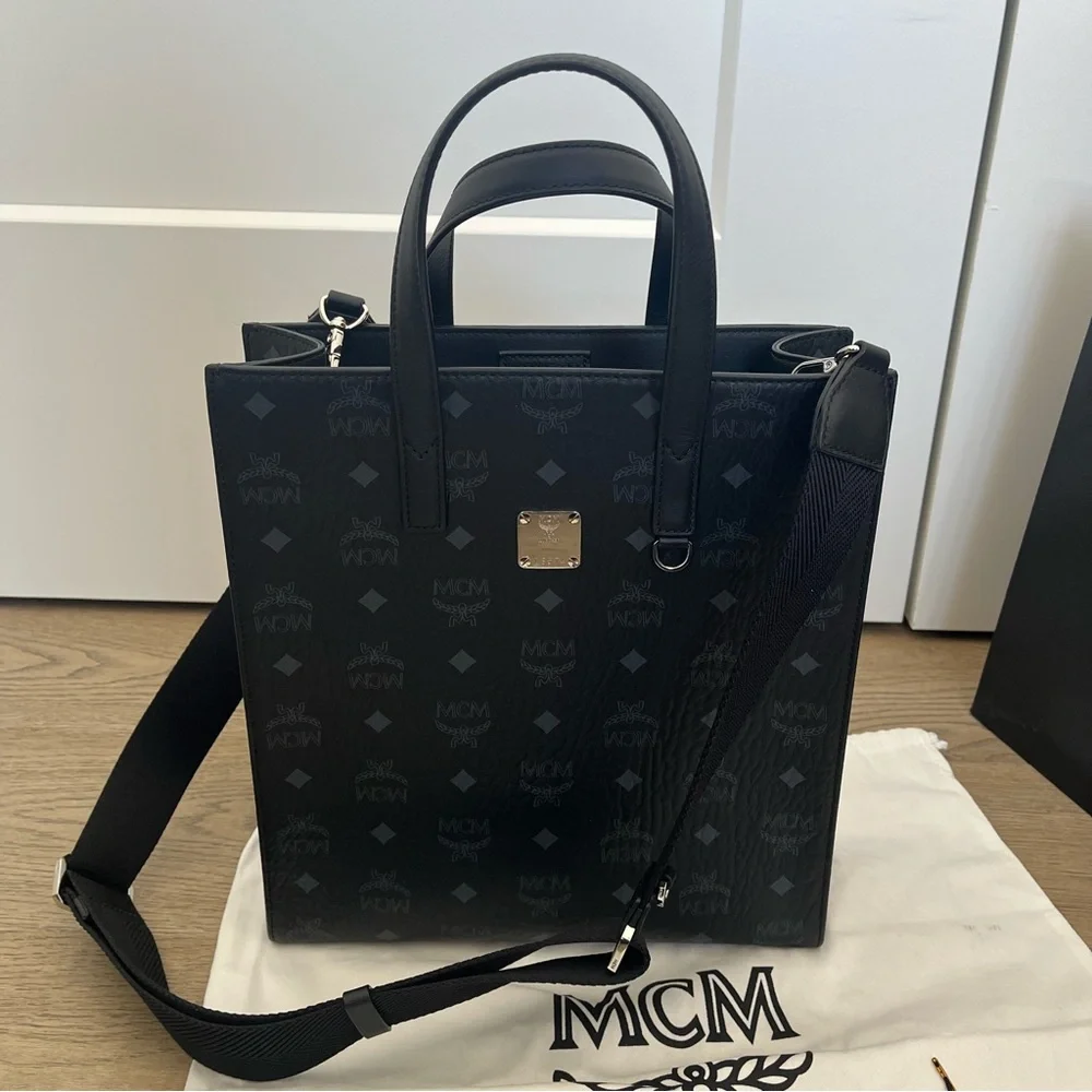 MCM small Aren tote - Picture 4 of 16